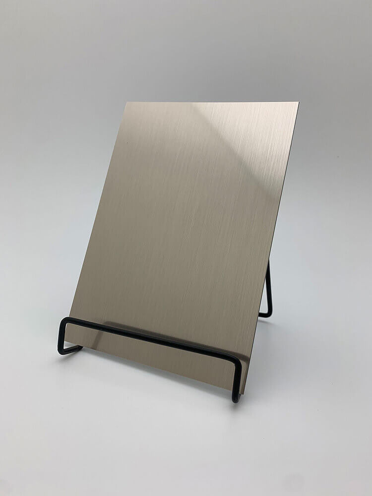 Panel decorativo WallFace aspecto metal 12433 Champagne brushed AR autoadhesivo beige Panel decorativo WallFace aspecto metal 12433 Champagne brushed AR autoadhesivo beige