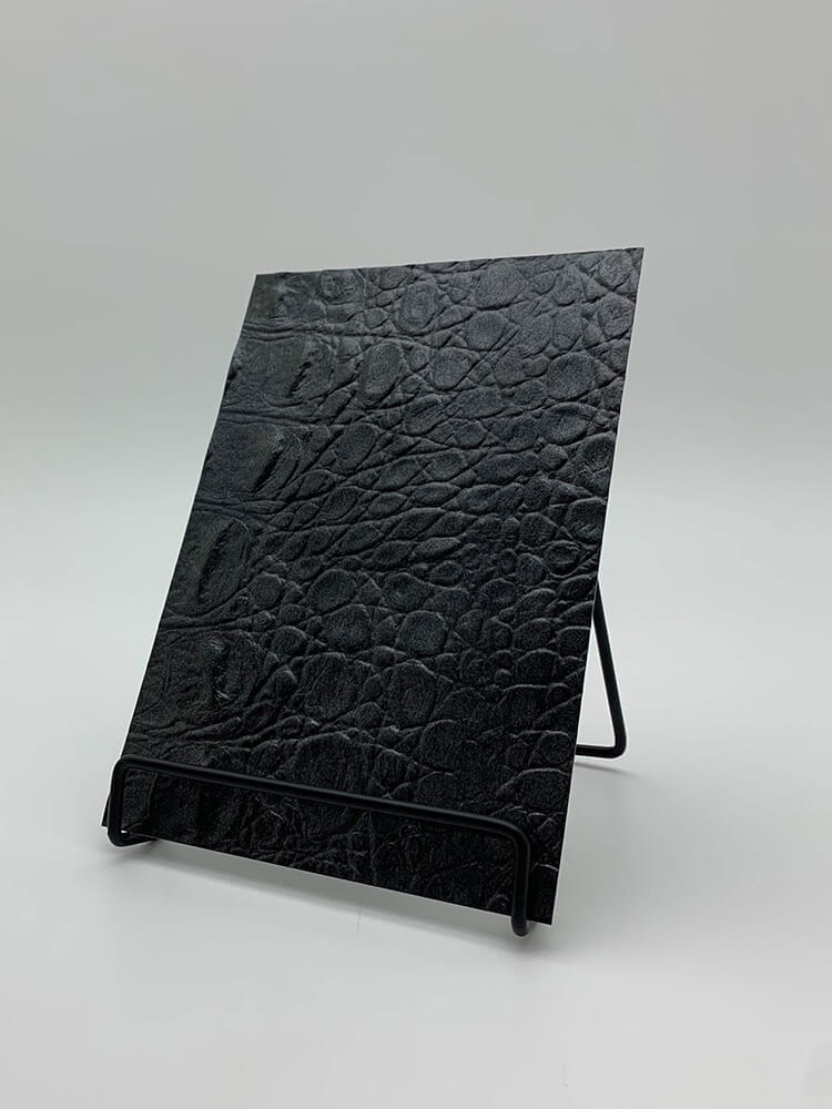 Panel decorativo WallFace 3D aspecto de cuero 24964 CROCO CLASSY Black autoadhesivo negro Panel decorativo WallFace 3D aspecto de cuero 24964 CROCO CLASSY Black autoadhesivo negro