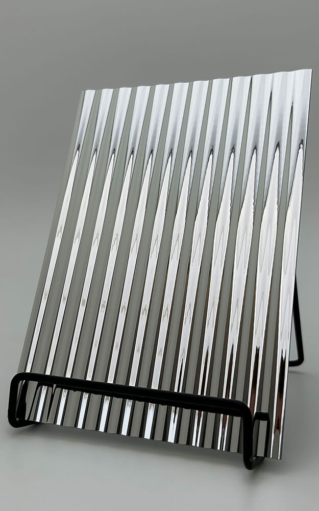 Panel de pared WallFace 3D aspecto metal 29202 WAVE 12 Silver autoadhesivo plata Panel de pared WallFace 3D aspecto metal 29202 WAVE 12 Silver autoadhesivo plata