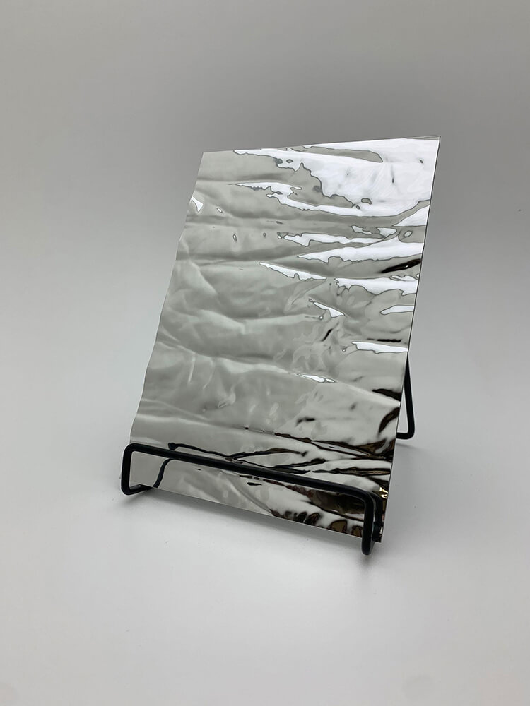 Panel decorativo WallFace 3D aspecto metálico 19346 CRASHED Silver autoadhesivo plata Panel decorativo WallFace 3D aspecto metálico 19346 CRASHED Silver autoadhesivo plata