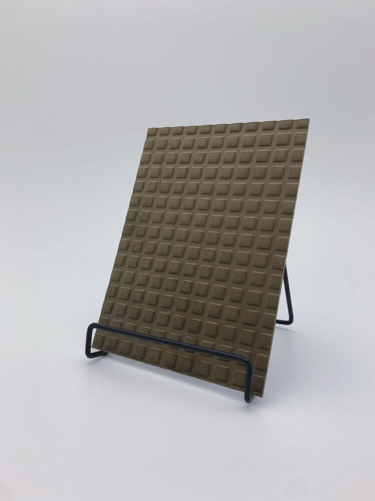 Revêtement mural WallFace 3D aspect textile 22713 SQUARE 2 VELVET Mocha auto-adhésif brun Revêtement mural WallFace 3D aspect textile 22713 SQUARE 2 VELVET Mocha auto-adhésif brun