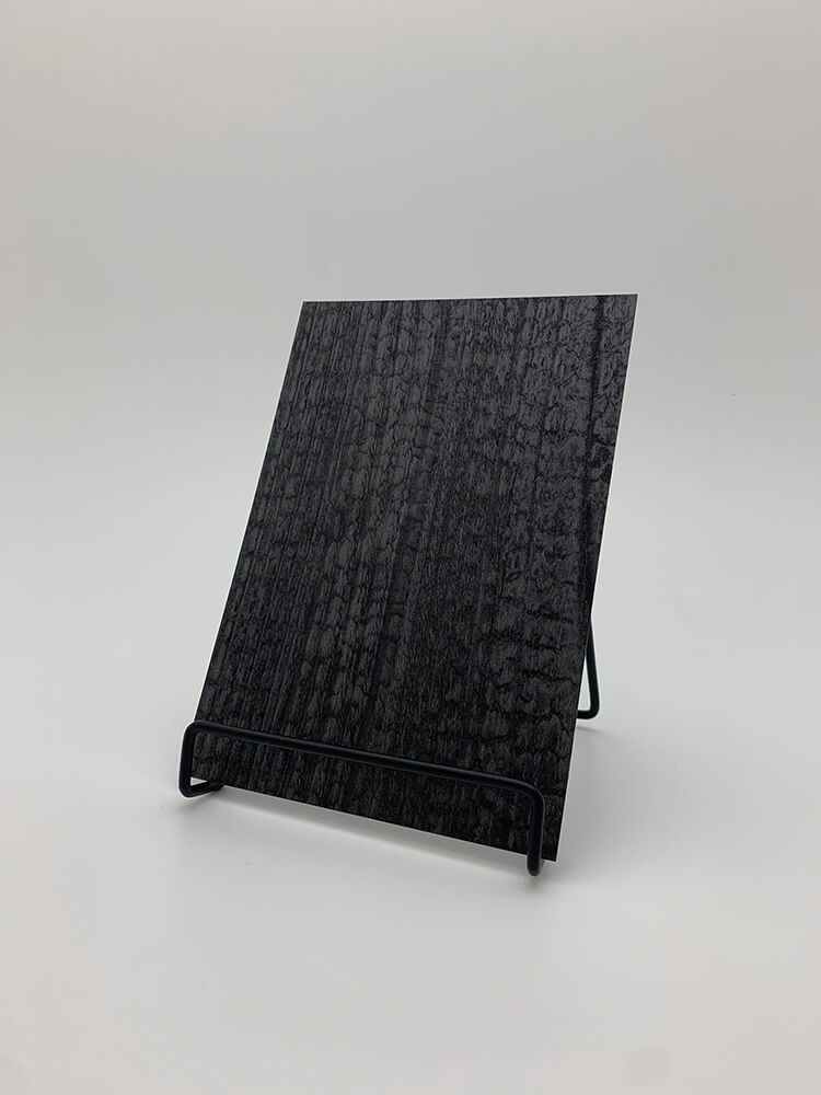 Panneau décoratif WallFace aspect bois 25154 Carbonized Wood auto-adhésif noir Panneau décoratif WallFace aspect bois 25154 Carbonized Wood auto-adhésif noir