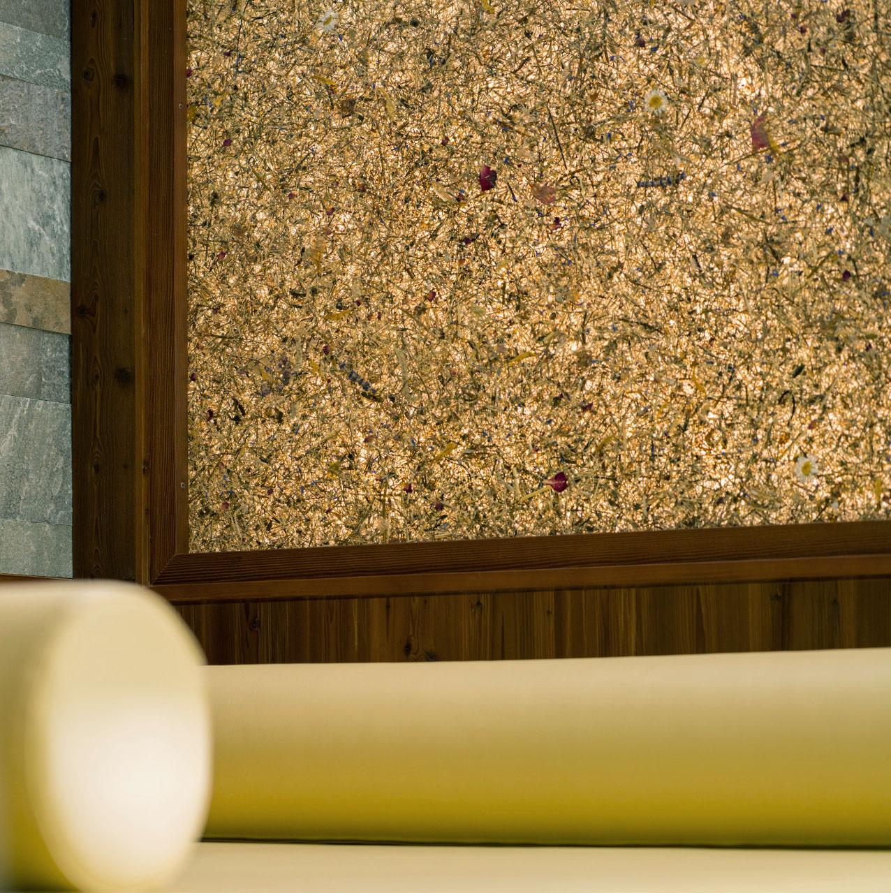 Revêtement mural WallFace décor de prairie alpine naturelle AL-11003 ALPINE Rose auto-adhésif brun beige Revêtement mural WallFace décor de prairie alpine naturelle AL-11003 ALPINE Rose auto-adhésif brun beige
