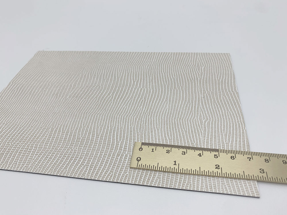 Pannello murale WallFace aspetto pelle 15610 LEGUAN Bianco autoadesivo bianco Pannello murale WallFace aspetto pelle 15610 LEGUAN Bianco autoadesivo bianco