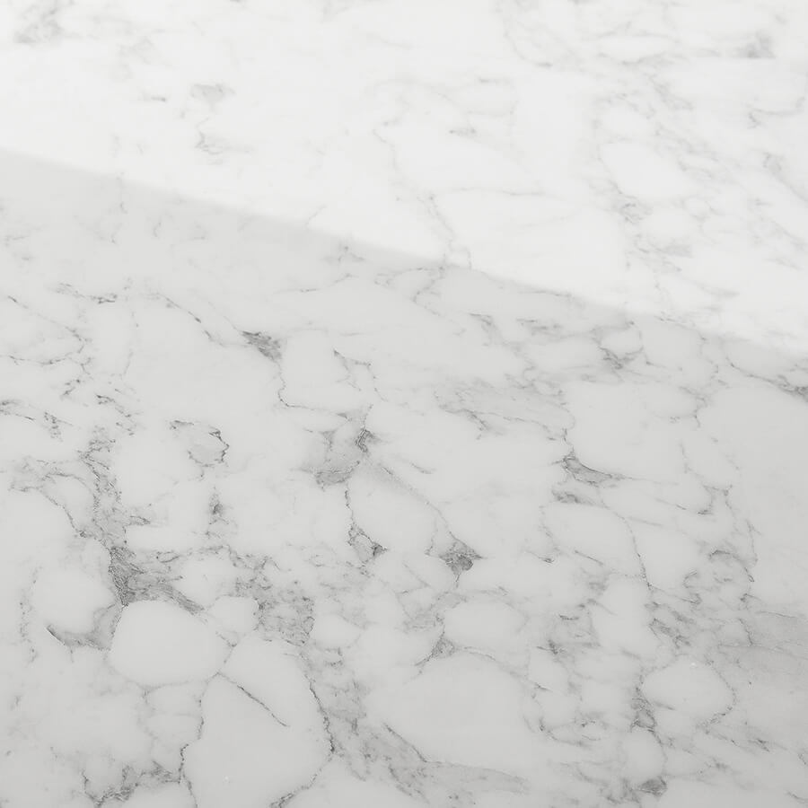 Pannello murale WallFace aspetto vetro e marmoreo 19345 MARBLE White AR+ autoadesivo bianco grigio Pannello murale WallFace aspetto vetro e marmoreo 19345 MARBLE White AR+ autoadesivo bianco grigio